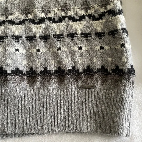Abercrombie & Fitch Nordic Fair Isle Norwegian pattern knit  mock / roll neck S - Picture 11 of 16